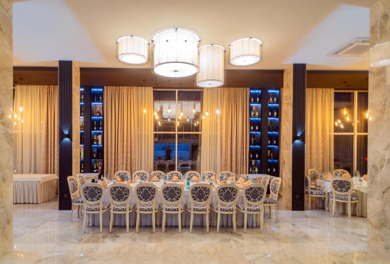 Manhattan Hotel & Restaurant Κισινάου Εξωτερικό φωτογραφία