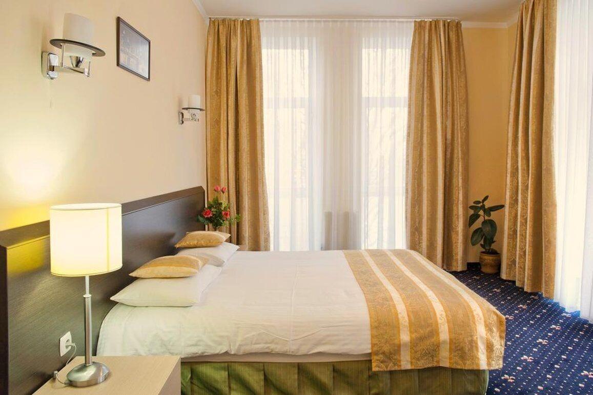 Manhattan Hotel & Restaurant Κισινάου Εξωτερικό φωτογραφία