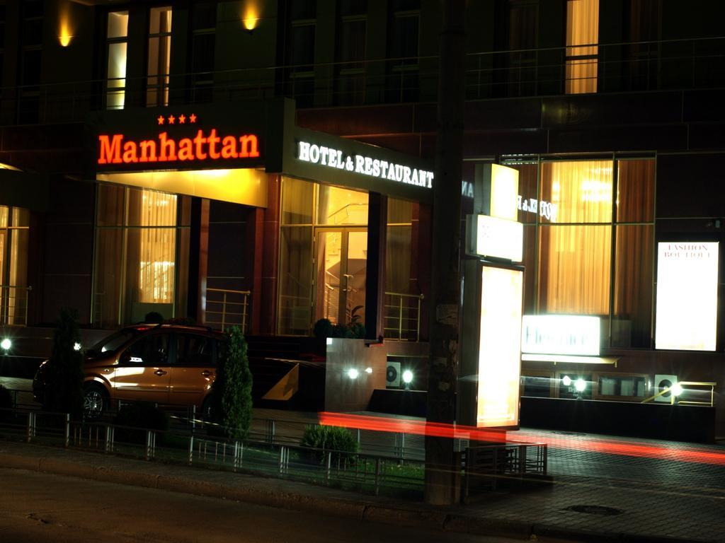 Manhattan Hotel & Restaurant Κισινάου Εξωτερικό φωτογραφία